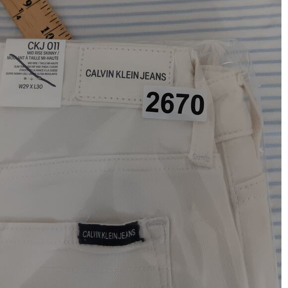 Calvin Klein Jeans Womens 29X30 Miami White Mid Rise Skinny Casual Beach - Picture 15 of 15